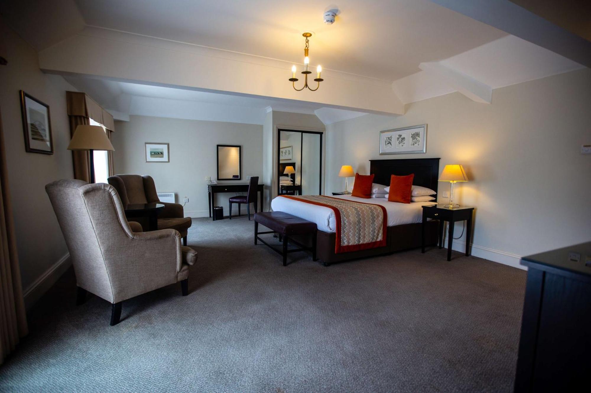 Albrighton Hall Hotel And Spa, A Member Of Radisson Individuals Shrewsbury Exterior photo