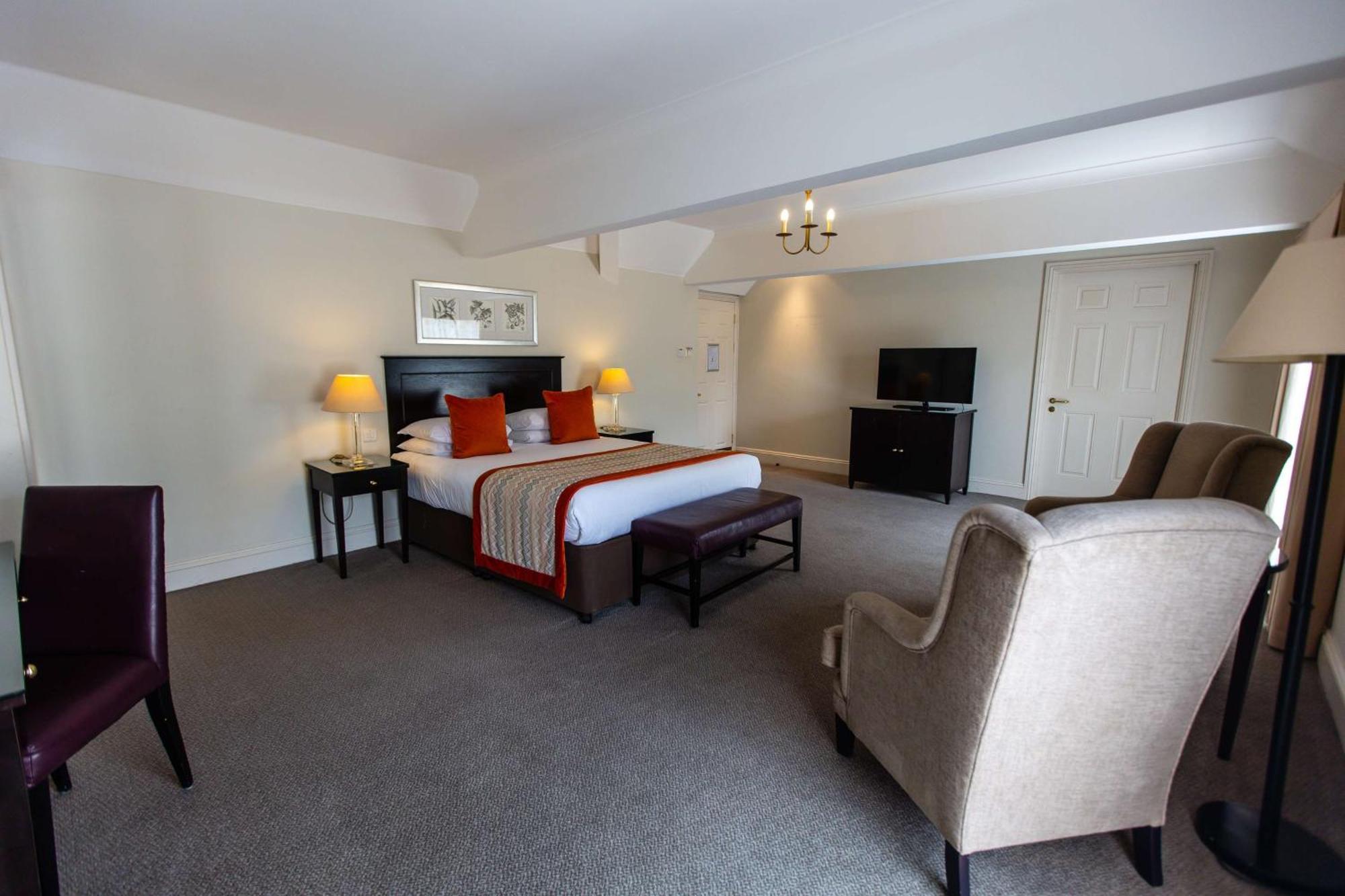 Albrighton Hall Hotel And Spa, A Member Of Radisson Individuals Shrewsbury Exterior photo